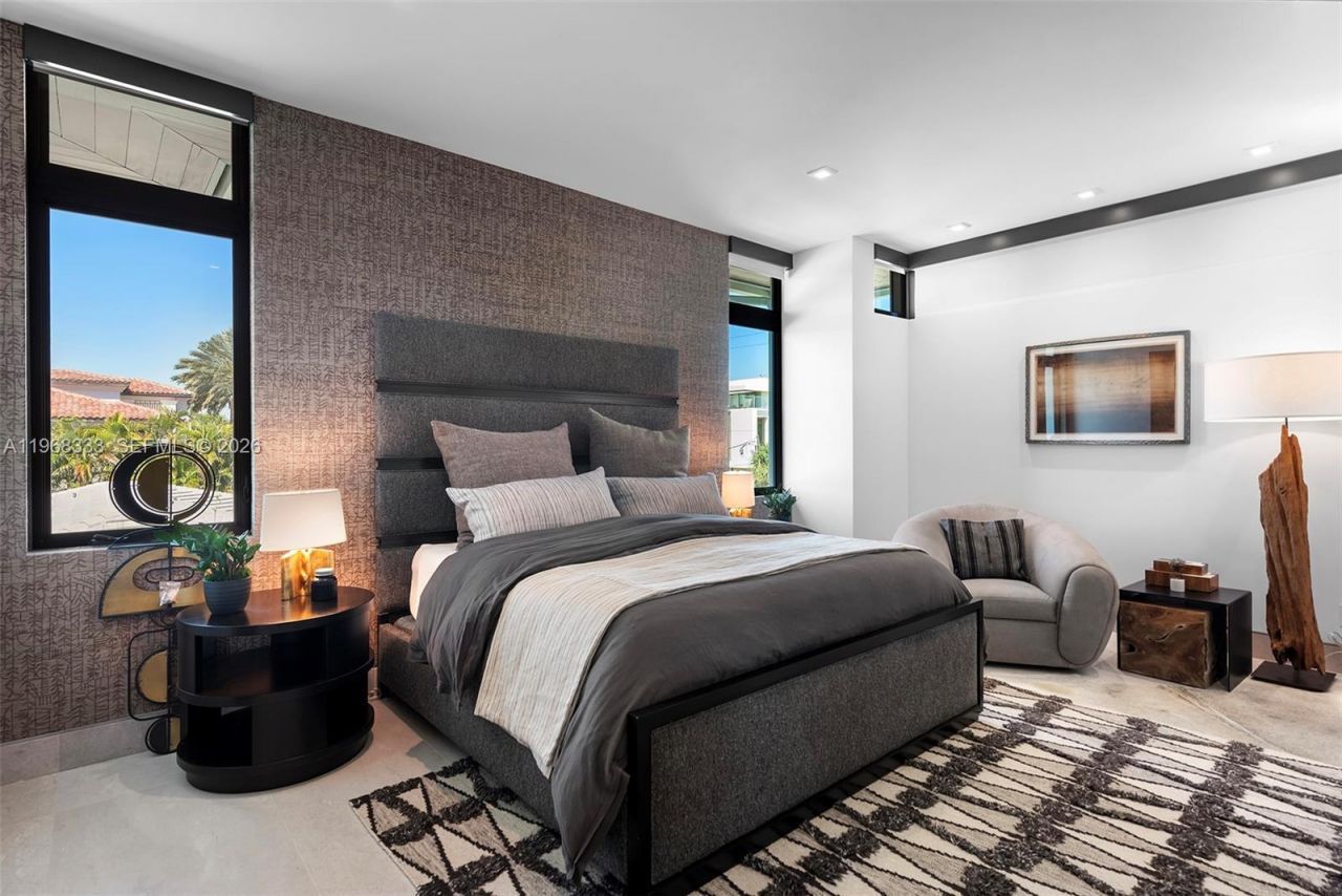 22 Isla Bahia Dr , Fort Lauderdale, FL 33316 Photo