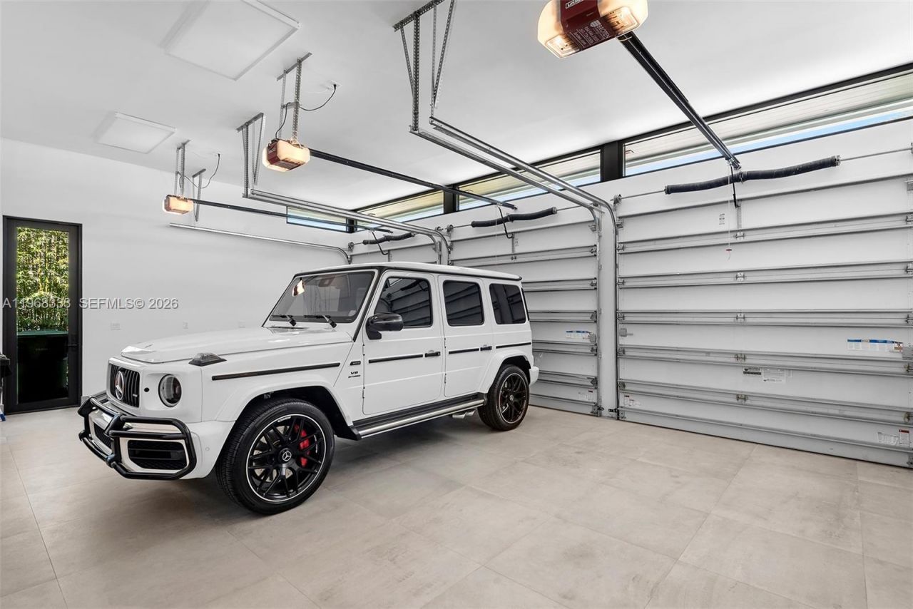 22 Isla Bahia Dr , Fort Lauderdale, FL 33316 Photo