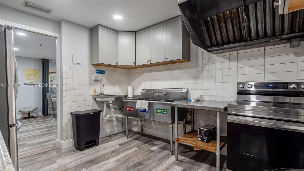 5940 NW 19th Ct, Lauderhill, FL 33313 Photo