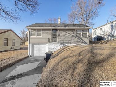 3620 Laurel Avenue, Omaha, NE 68111