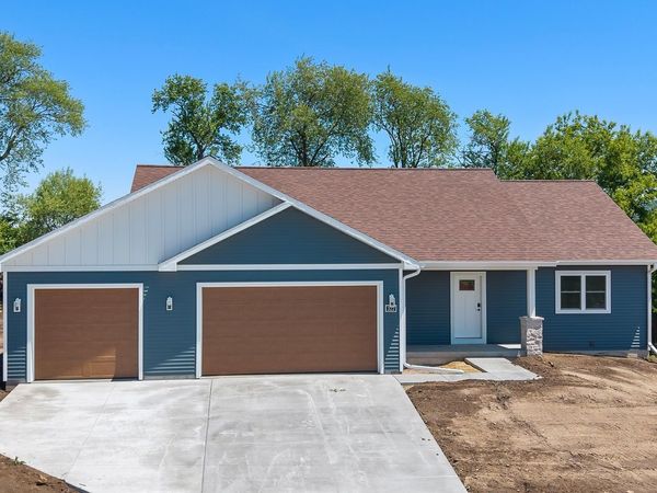 322 Roosevelt Street, Baraboo, WI 53913