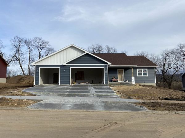 322 Roosevelt Street, Baraboo, WI 53913