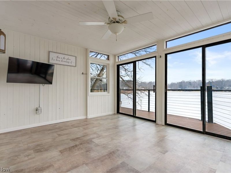 4387 Point Comfort Drive, New Franklin, OH 44319 Photo 13