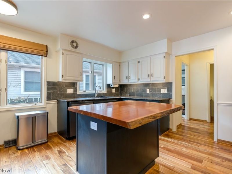 4387 Point Comfort Drive, New Franklin, OH 44319 Photo 15