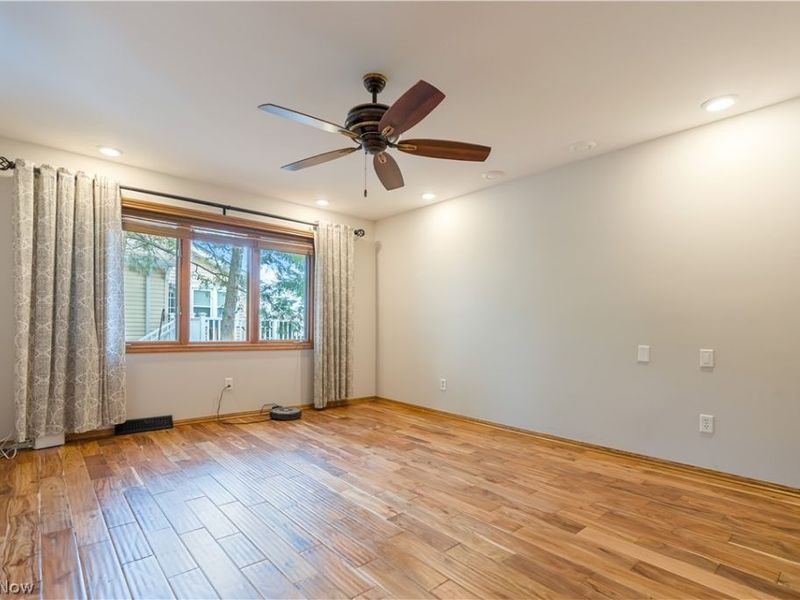 4387 Point Comfort Drive, New Franklin, OH 44319 Photo 19