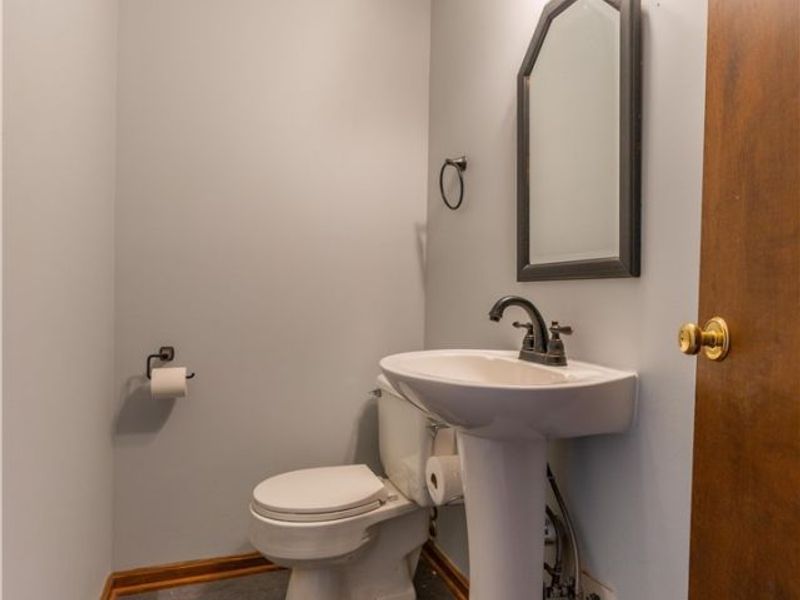 4387 Point Comfort Drive, New Franklin, OH 44319 Photo 41