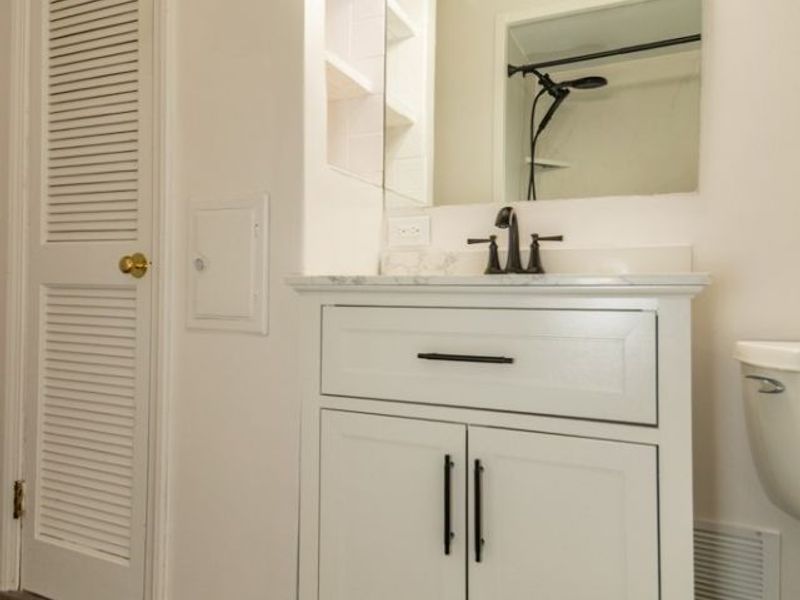 1677 Hawthorne Drive, Cleveland, OH 44124 Photo 19