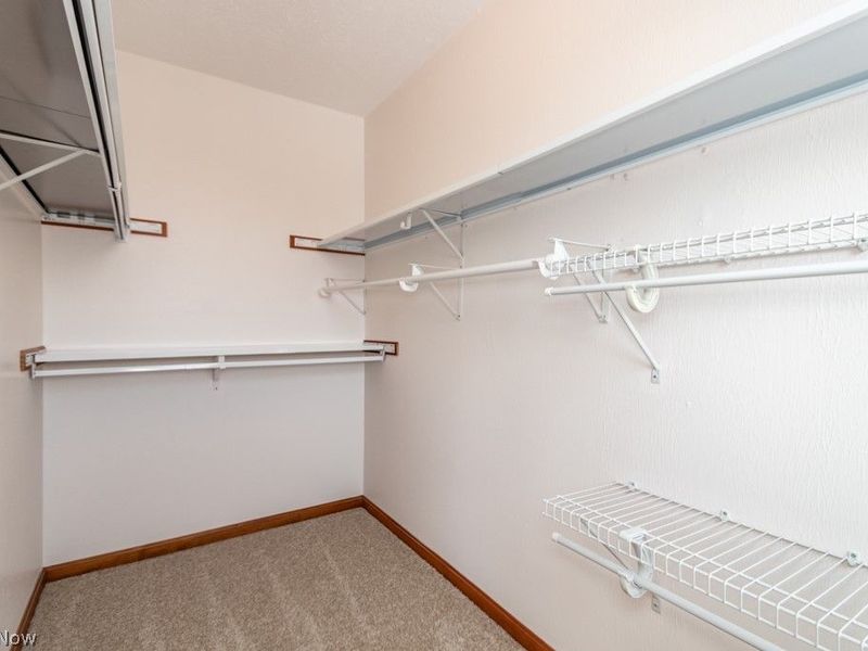 1677 Hawthorne Drive, Cleveland, OH 44124 Photo 39