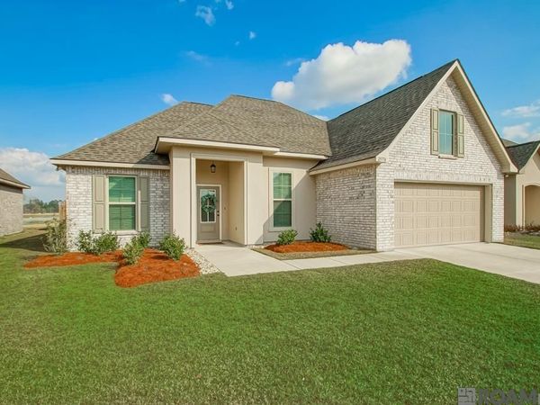 25774 Pristine St, Denham Springs, LA 70726