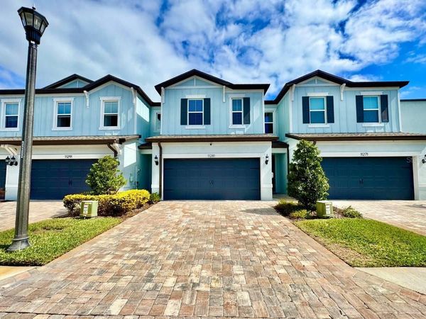 11281 BEACH WALK WAY NE, ST PETERSBURG, FL 33716