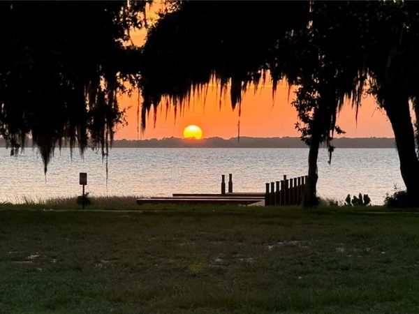 2898 ANN ROU ROAD, TAVARES, FL 32778