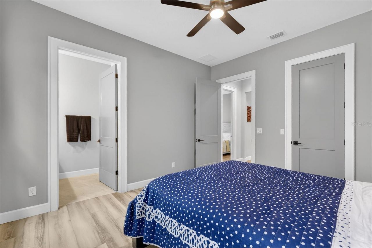 2898 Ann Rou Road, Tavares, FL 32778 Photo