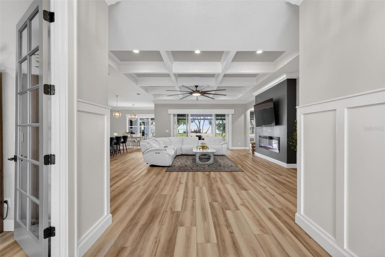 2898 Ann Rou Road, Tavares, FL 32778 Photo