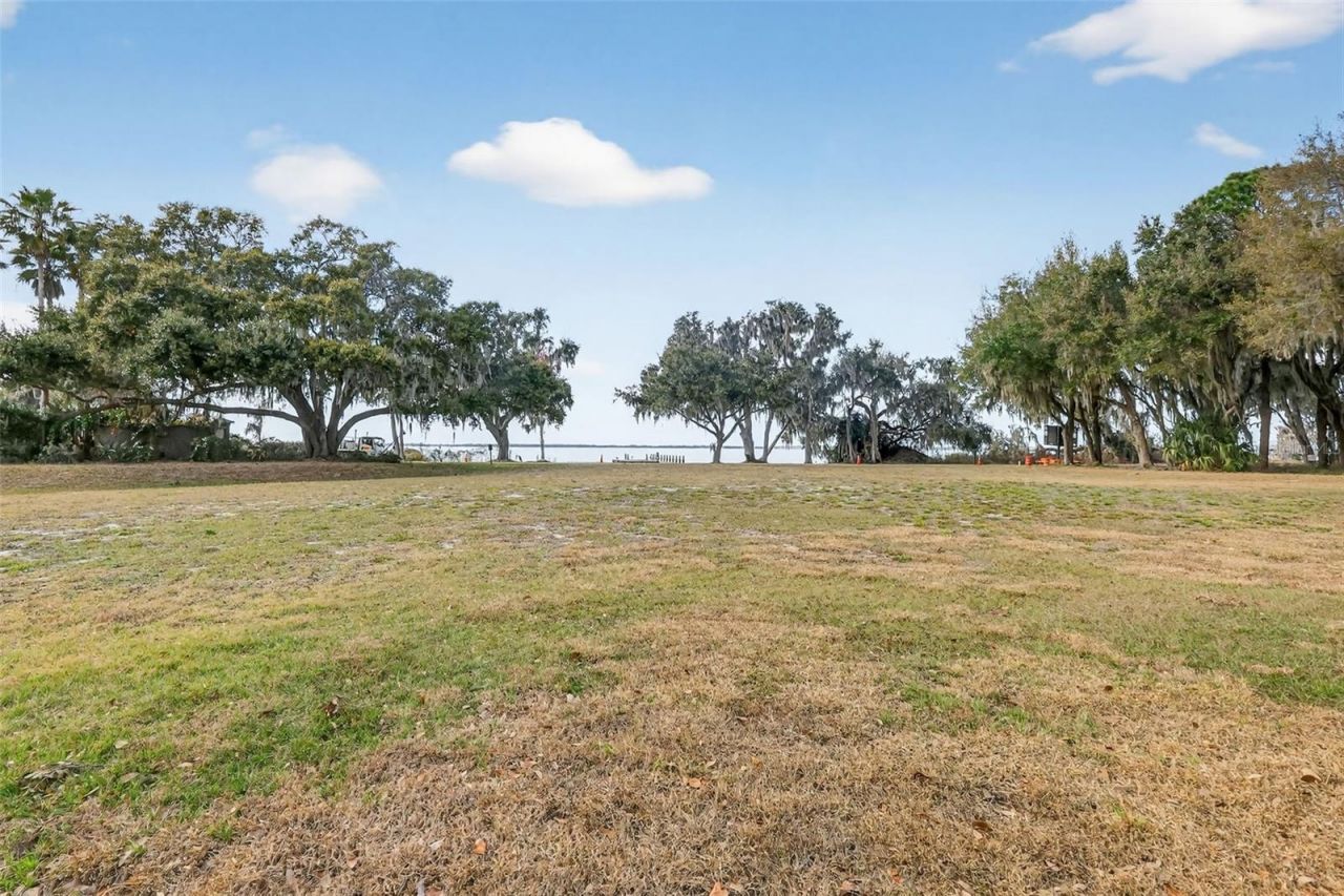 2898 Ann Rou Road, Tavares, FL 32778 Photo