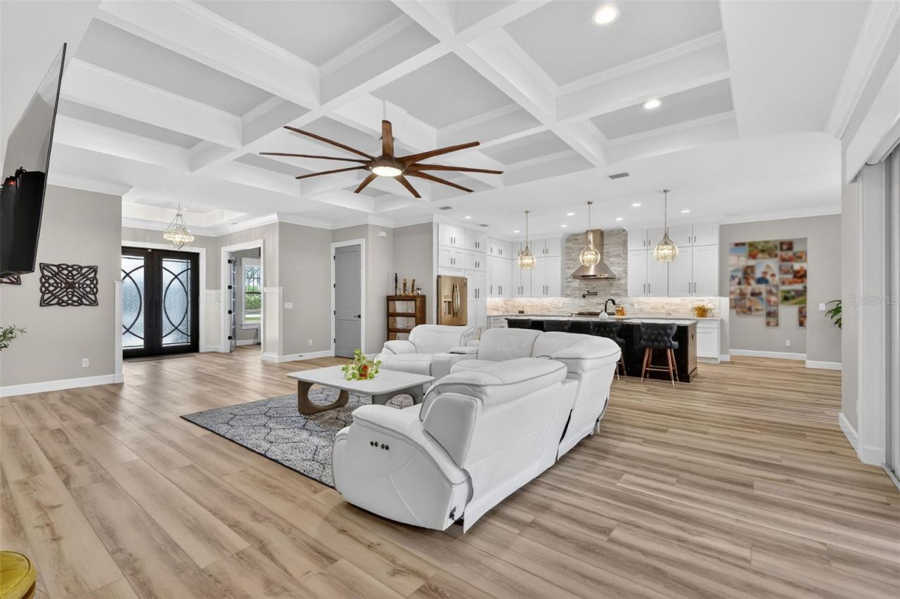 2898 Ann Rou Road, Tavares, FL 32778 Photo