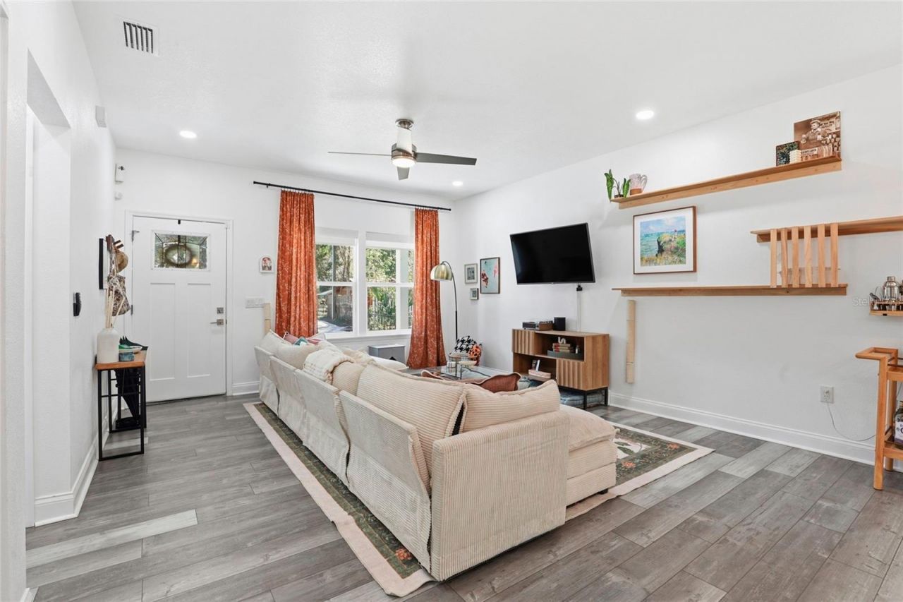 318 NE 19th Street, Gainesville, FL 32641 Photo