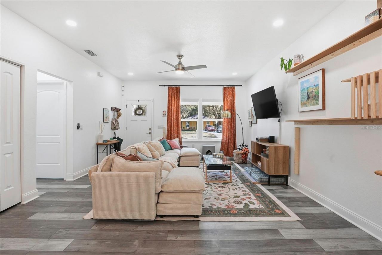 318 NE 19th Street, Gainesville, FL 32641 Photo