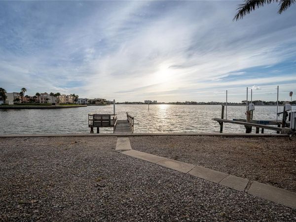1425 COREY WAY S, SOUTH PASADENA, FL 33707