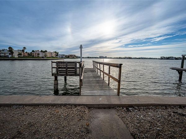 1425 COREY WAY S, SOUTH PASADENA, FL 33707