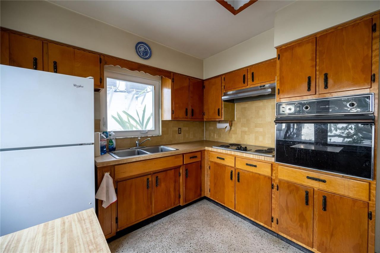 1425 Corey Way S, South Pasadena, FL 33707 Photo