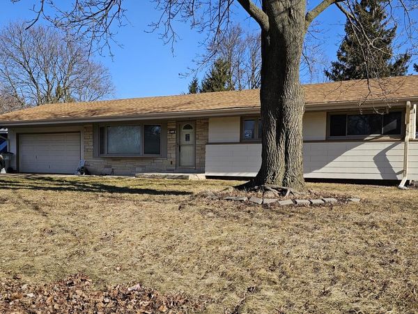 7710 N Edgeworth DRIVE, Milwaukee, WI 53223