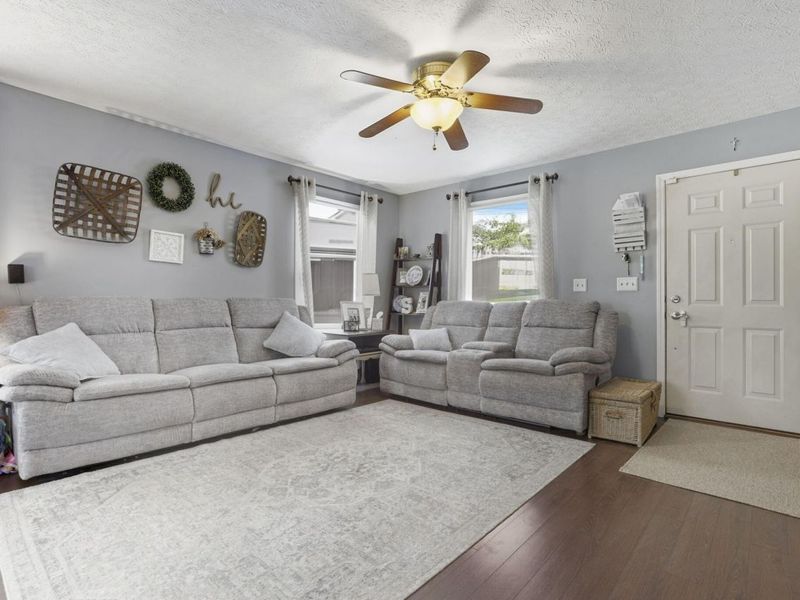 2112 Sondra Lane, Grove City, OH 43123 Photo 8