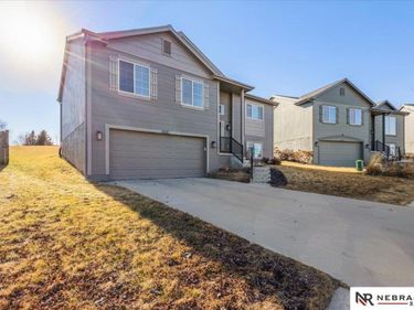 14623 Gilder Avenue, Bennington, NE 68007