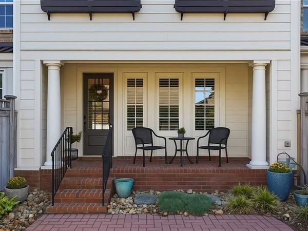 6088 Holly Park Lane SE, Mableton, GA 30126