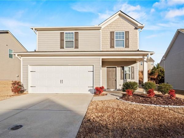 249 Seasons Valley , Pendergrass, GA 30567