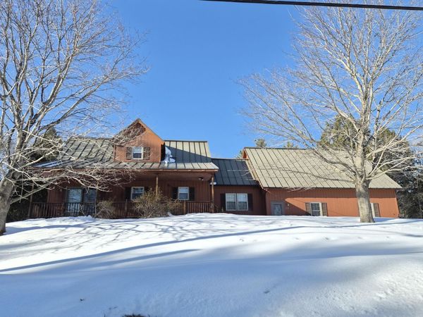 252 Maple Avenue, Farmington, ME 04938