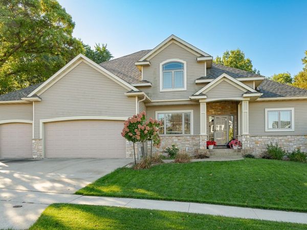 1520 Monterey Lane SW, Rochester, MN 55902