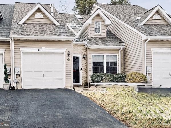 244 GLADSTONE WAY, BEAR, DE 19701