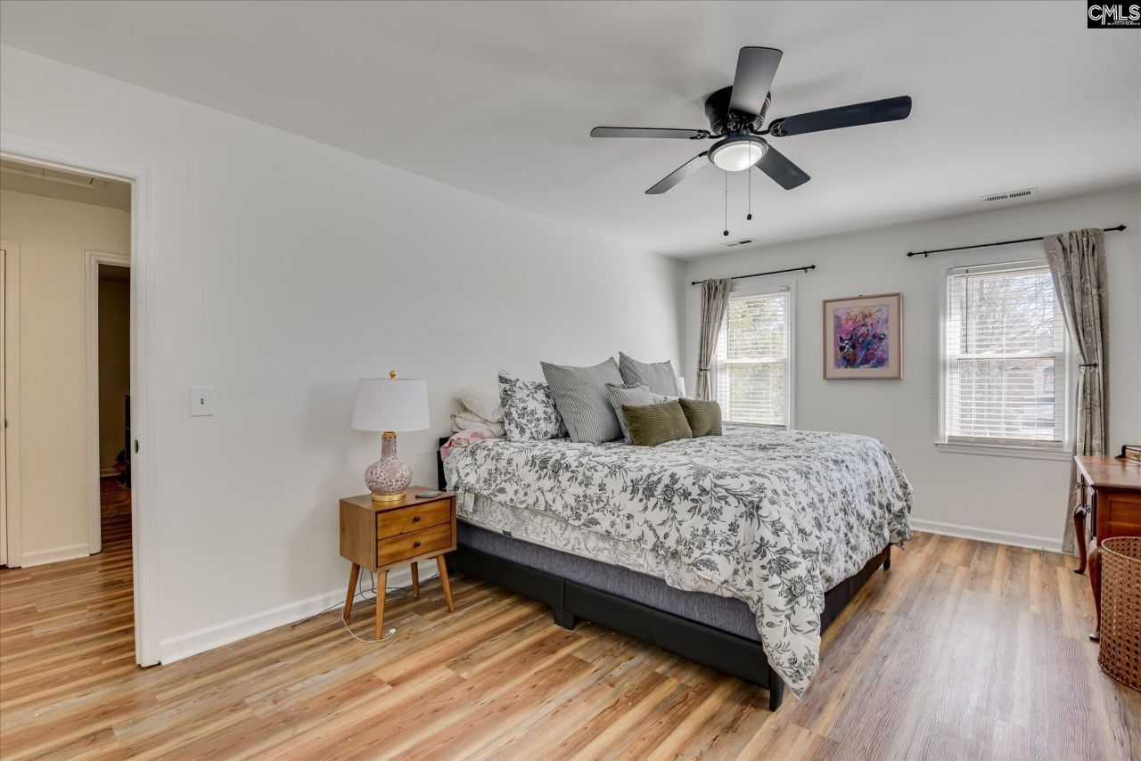 109 E Sparrowood Run Photo 19