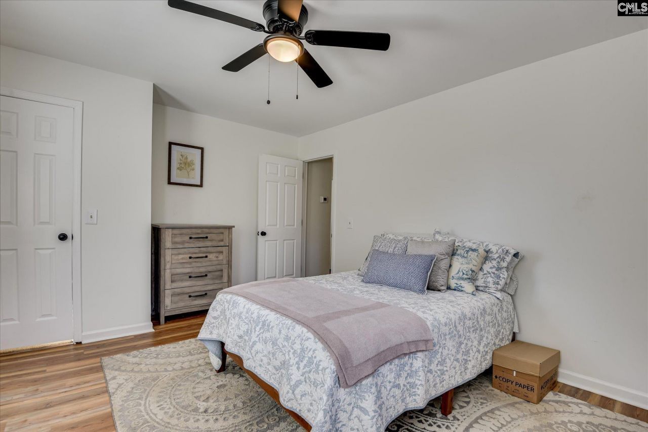 109 E Sparrowood Run Photo 22