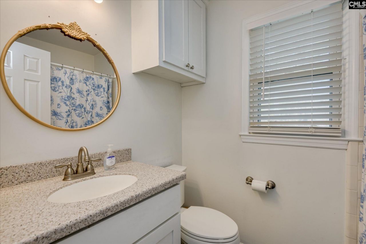 109 E Sparrowood Run Photo 23