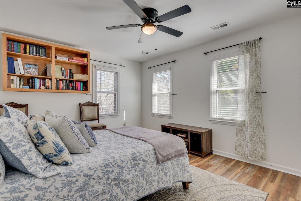 109 E Sparrowood Run Photo 24