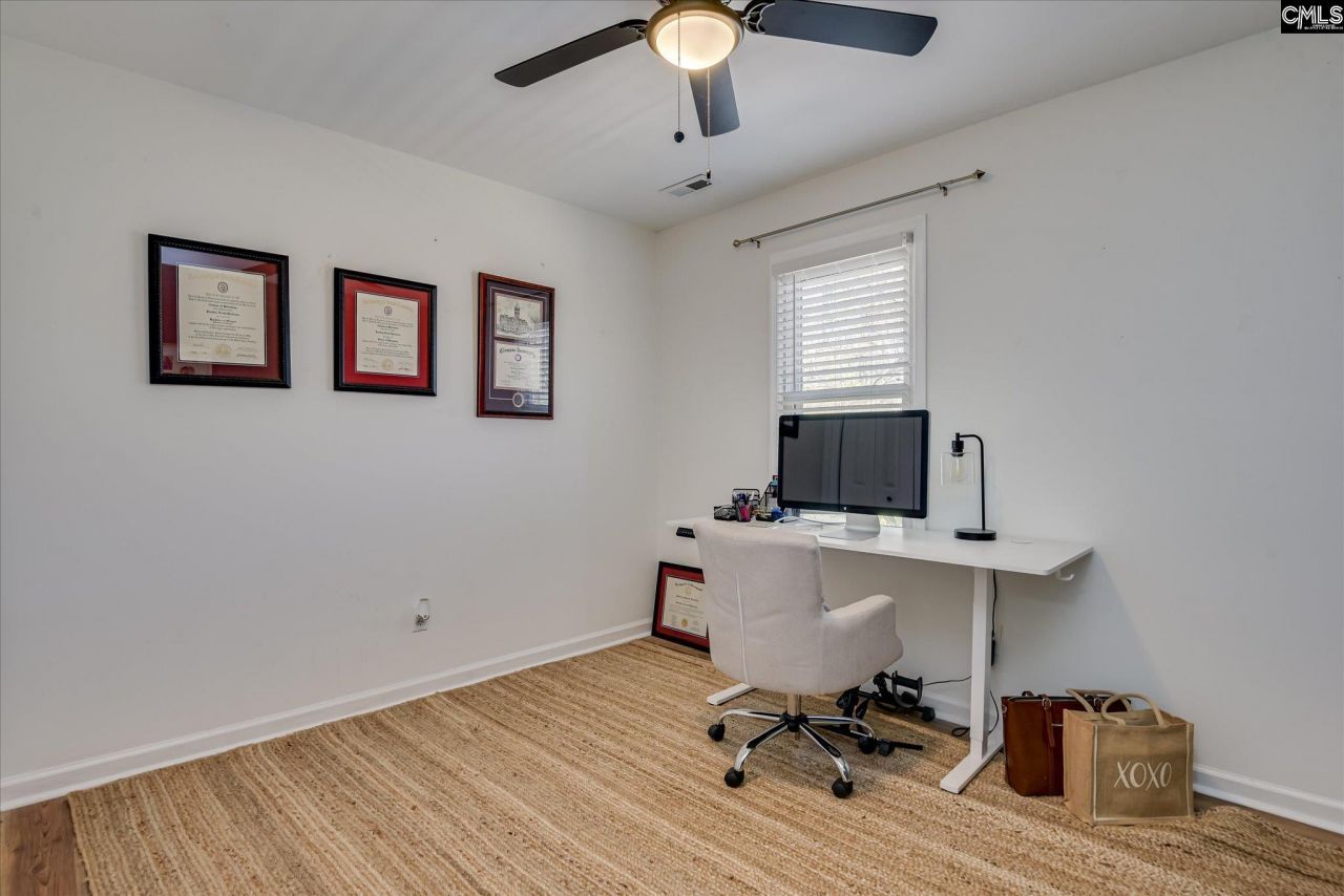 109 E Sparrowood Run Photo 25