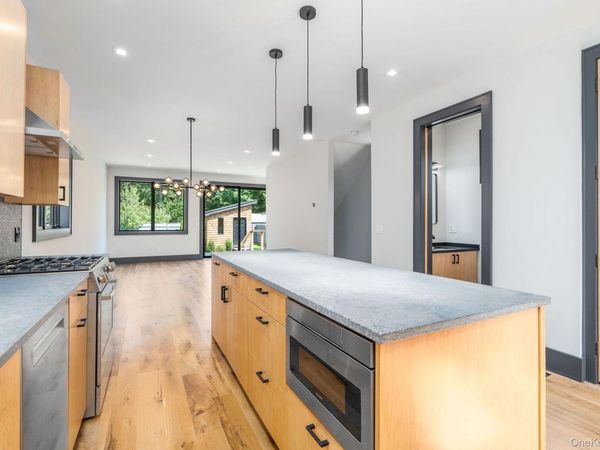 216 North Street, Greenport, NY 11944