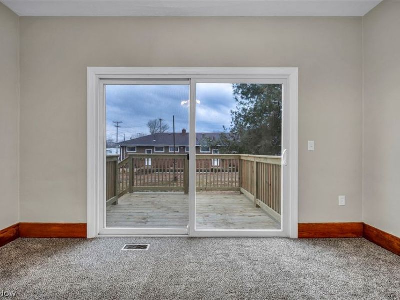 245 Arlington Boulevard, Newton Falls, OH 44444 Photo 14