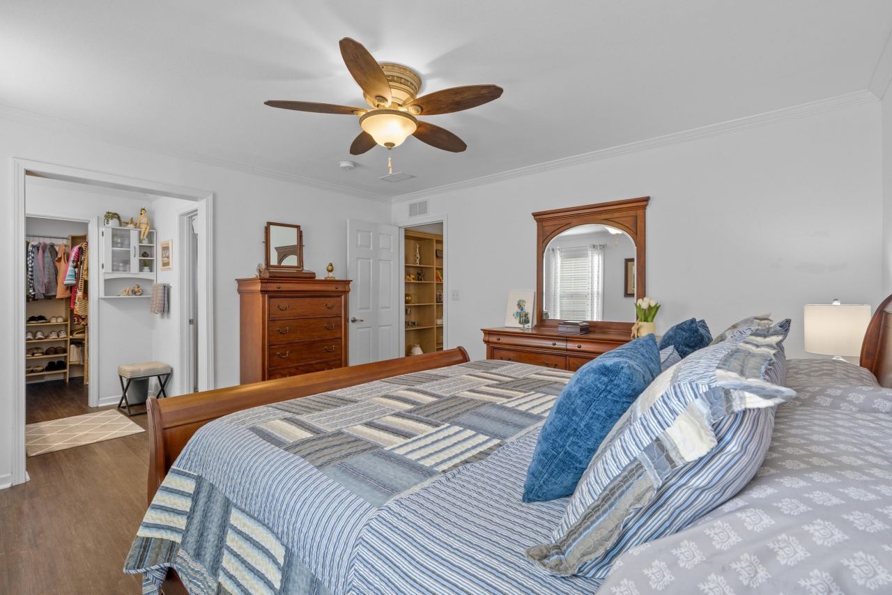 187 Lakeside Crossing Dr. Photo 22