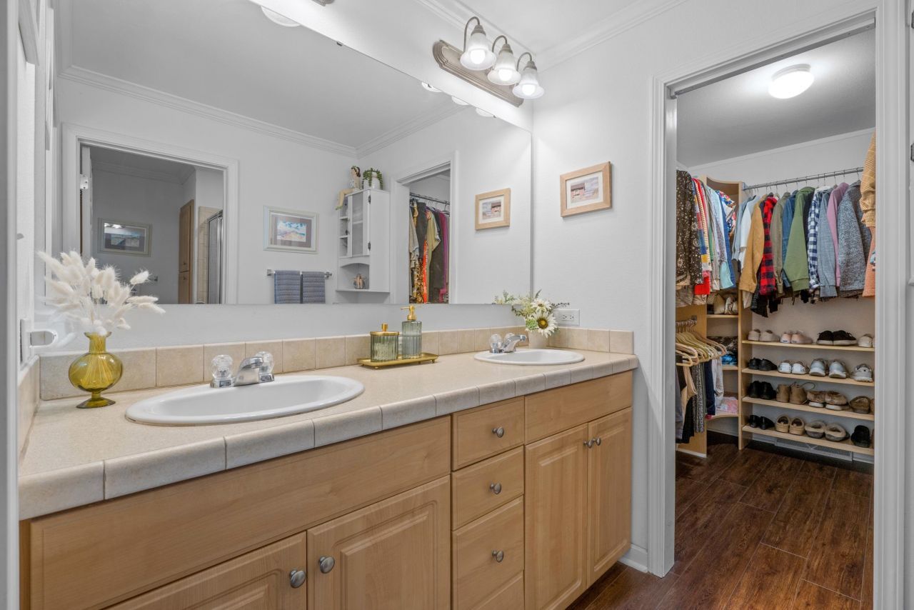 187 Lakeside Crossing Dr. Photo 23