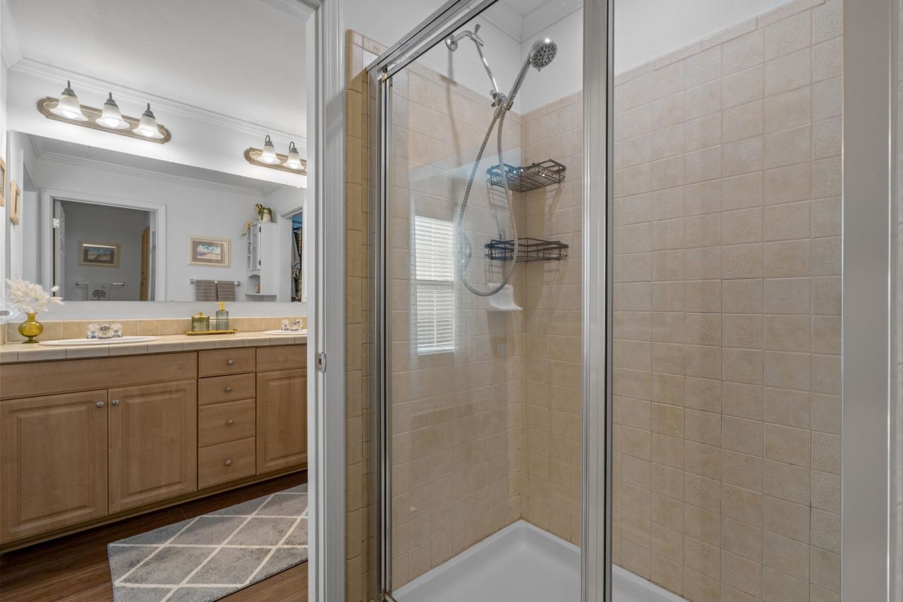 187 Lakeside Crossing Dr. Photo 24