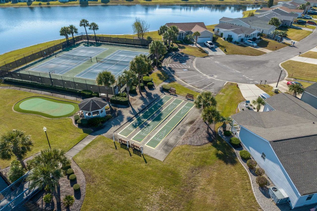 187 Lakeside Crossing Dr. Photo 41