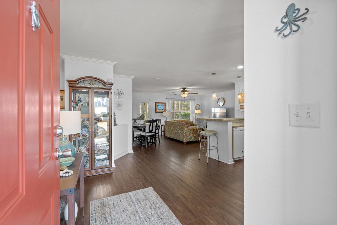 187 Lakeside Crossing Dr. Photo 5