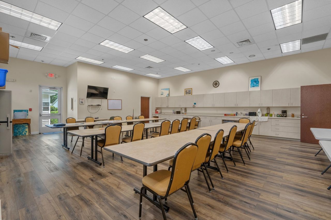 187 Lakeside Crossing Dr. Photo 52