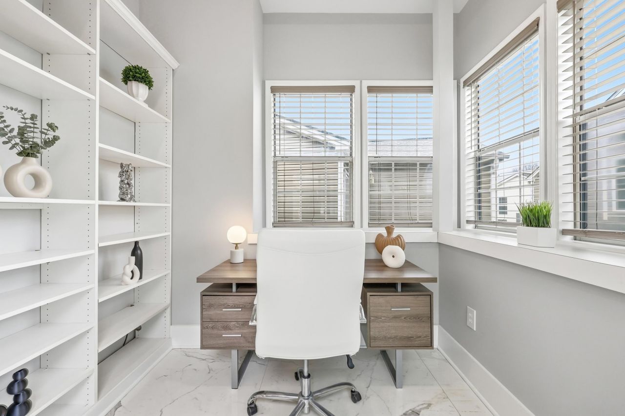 300 Lyons Cove Dr. Photo 13