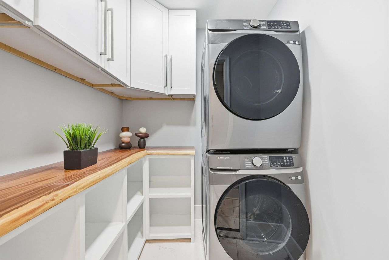 300 Lyons Cove Dr. Photo 14