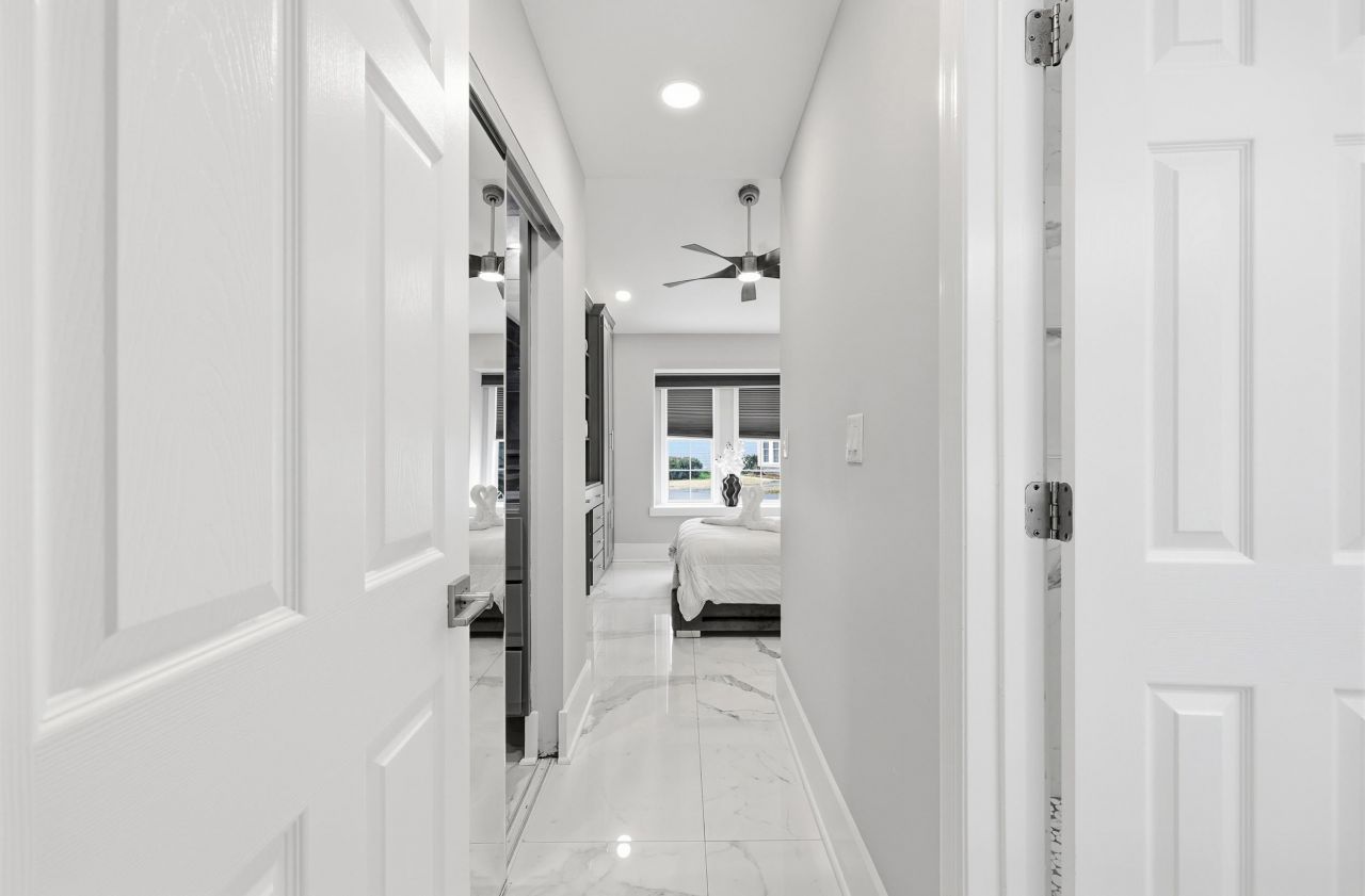 300 Lyons Cove Dr. Photo 16