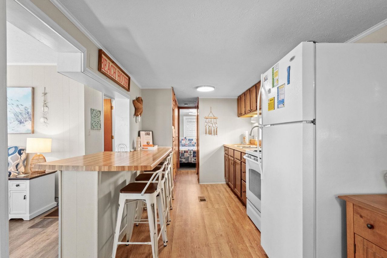 6001-1260 S Kings Hwy.  Photo 10