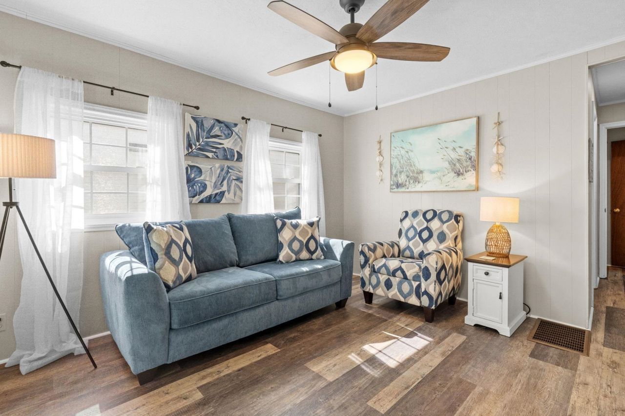 6001-1260 S Kings Hwy.  Photo 6